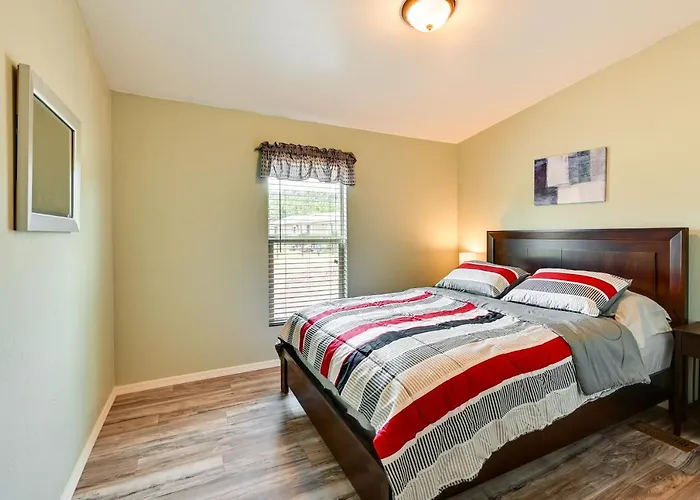 3 Mi To Grand Canyon Railway: Retreat Holiday home Williams