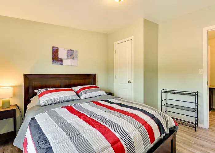Holiday home 3 Mi To Grand Canyon Railway: Retreat